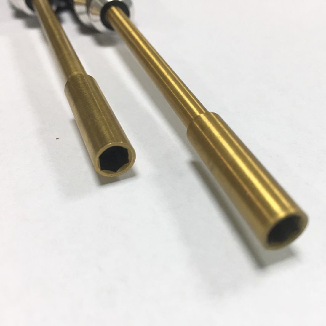 3/16-40 Hex Socket Wrench for Bolts and Spark Plugs - Durable DIY Engine Tool Diyengmod