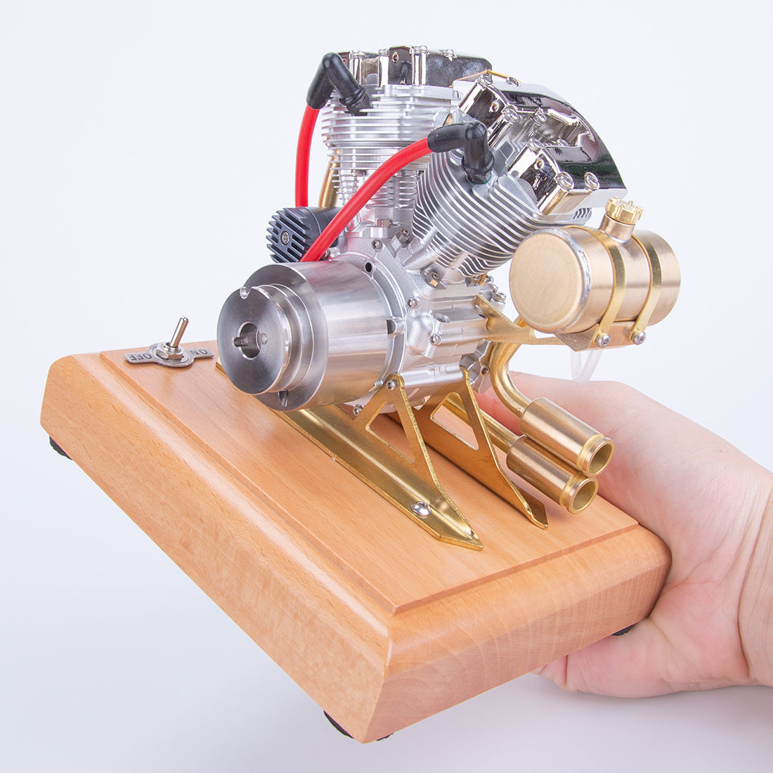 RETROL R32 Miniature V-Twin 4.2CC Four-Stroke Gasoline Engine Model for Motorcycle Enthusiasts Engine Model Diyengmod