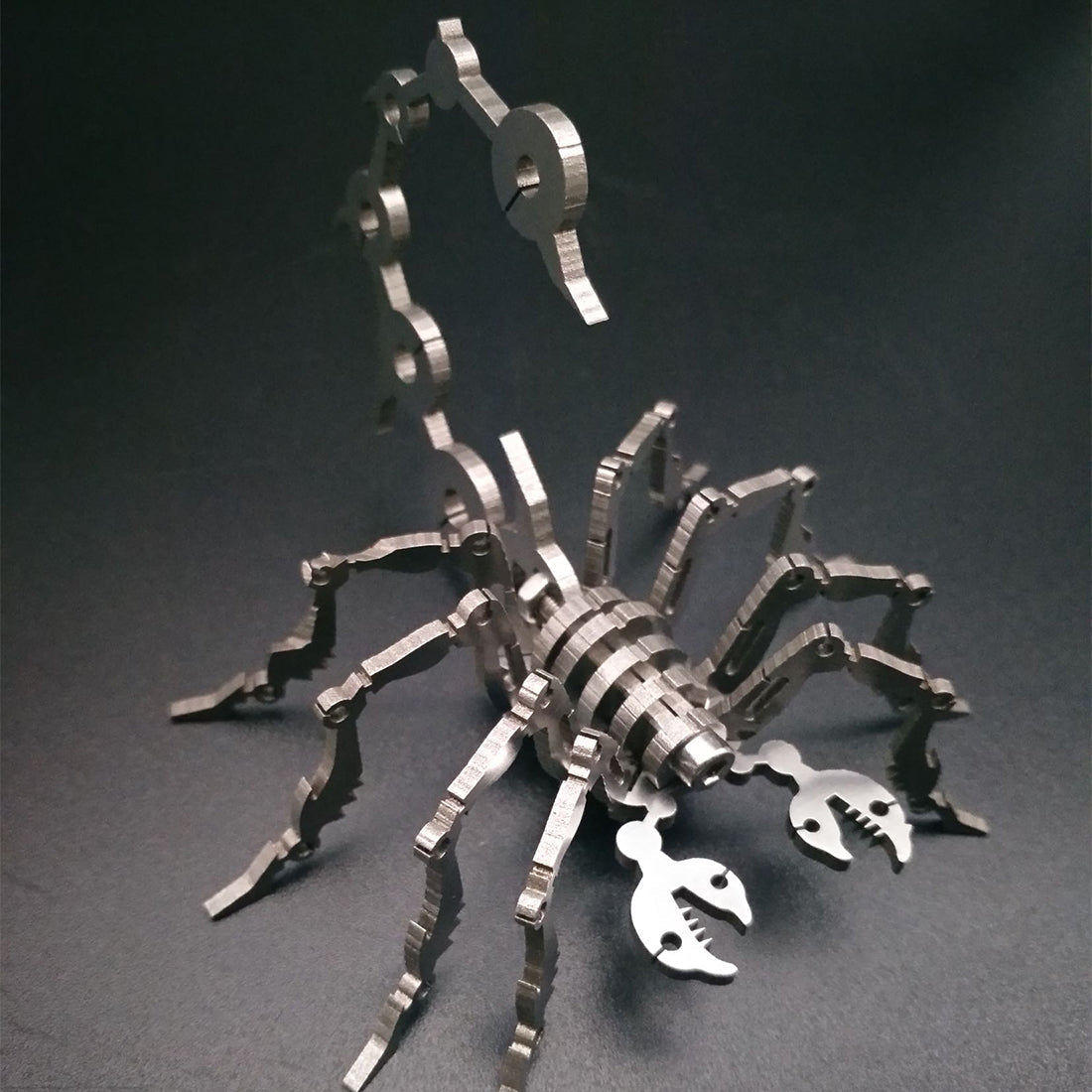 Metal Scorpion 3D Puzzle Model Kit - DIY Assembly Game for Creative Minds Engine Models Diyengmod