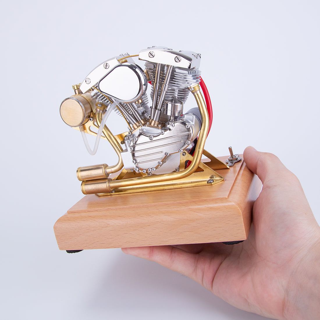 RETROL R32 Miniature V-Twin 4.2CC Four-Stroke Gasoline Engine Model for Motorcycle Enthusiasts Engine Model Diyengmod