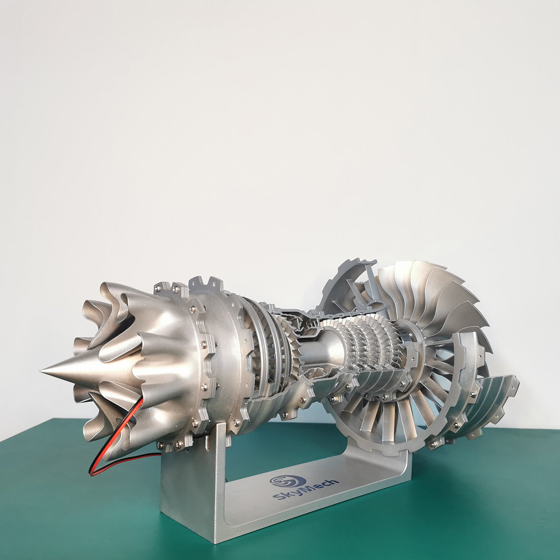 SKYMECH TRENT 900 Turbofan Engine DIY Assembly Kit - Realistic Working Model for Aviation Enthusiasts Engine Model Diyengmod